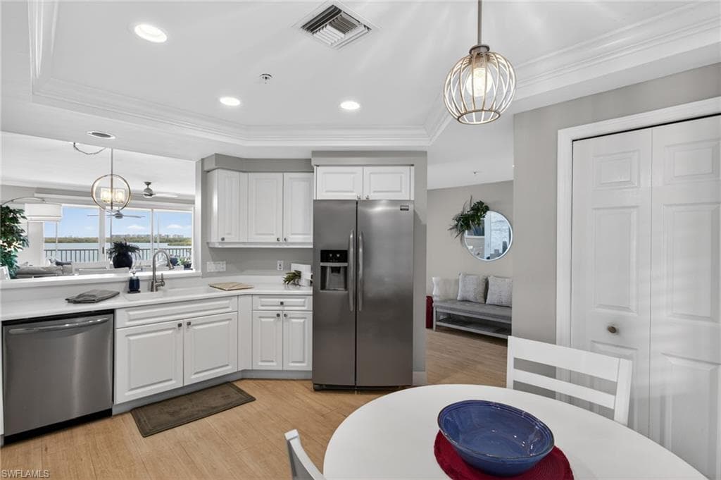 4975 Bonita Beach RD 304-15