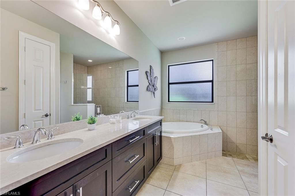 1221 Briarwood CT-9
