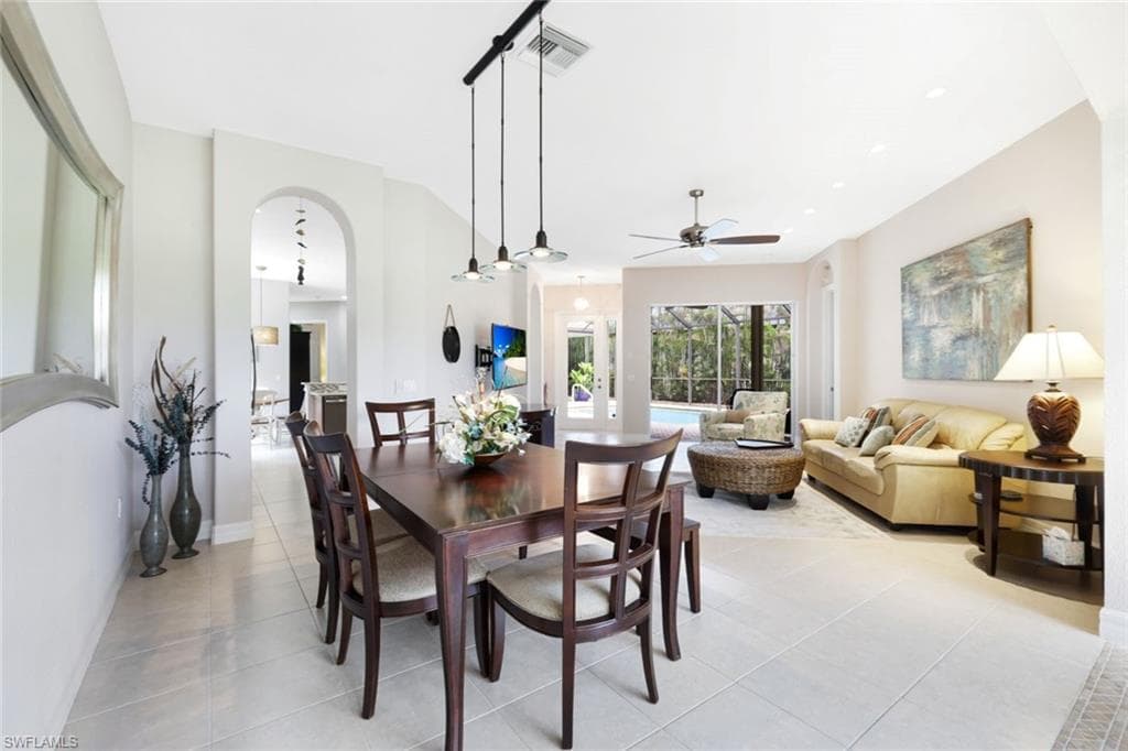 28201 L Burton Fletcher CT-22
