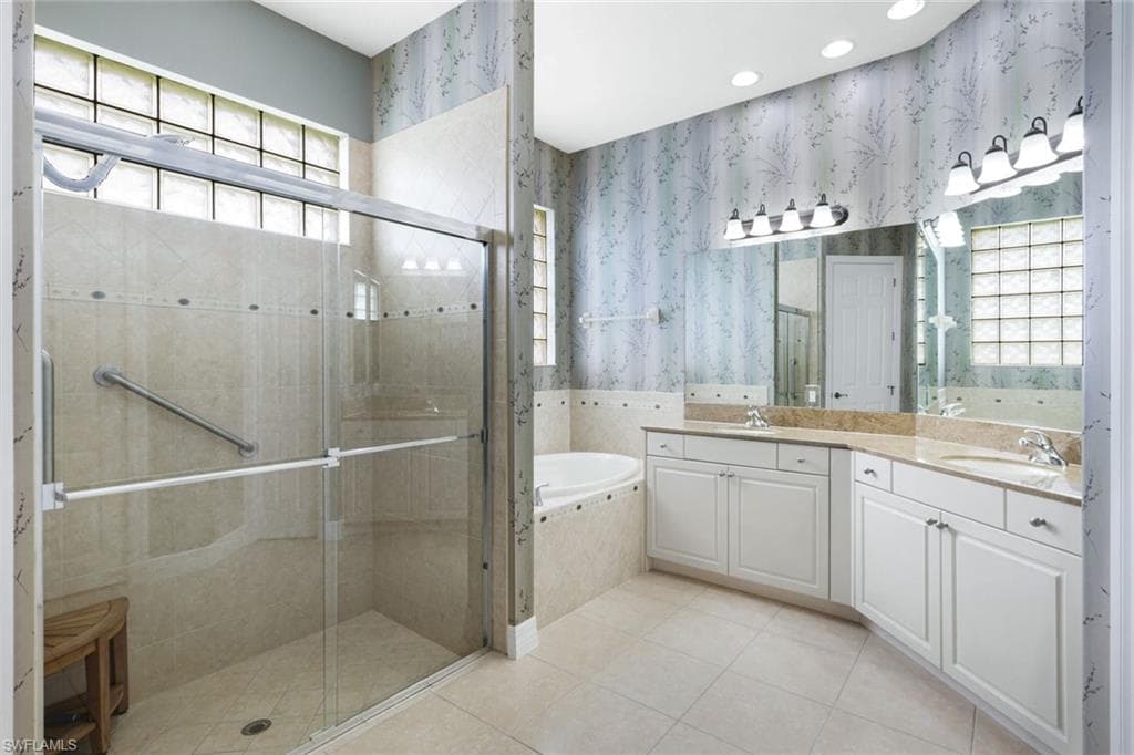 28201 L Burton Fletcher CT-25