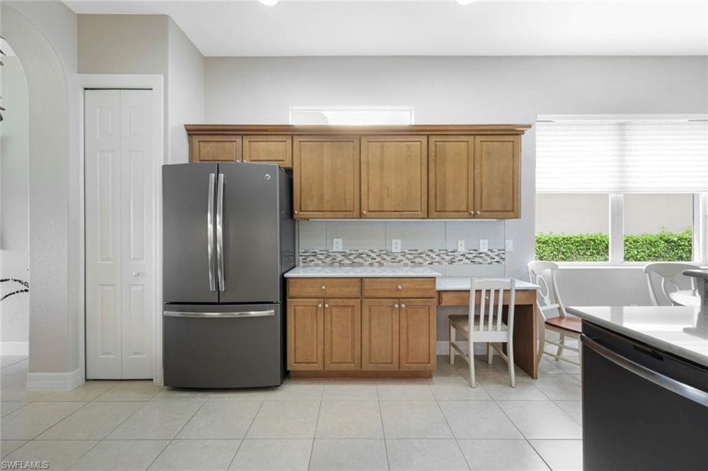 28201 L Burton Fletcher CT-14