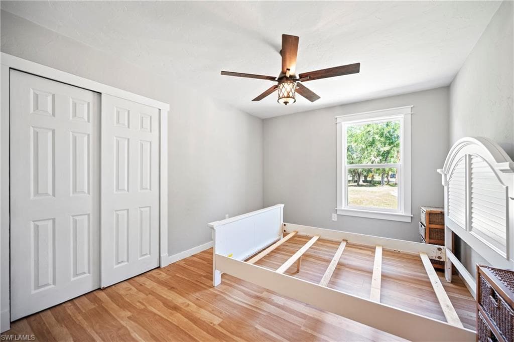 6268 Foxfire LN-25