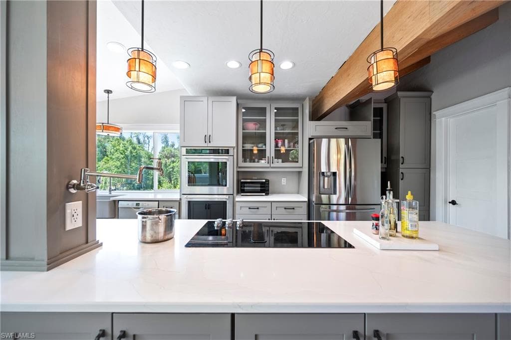 6268 Foxfire LN-11
