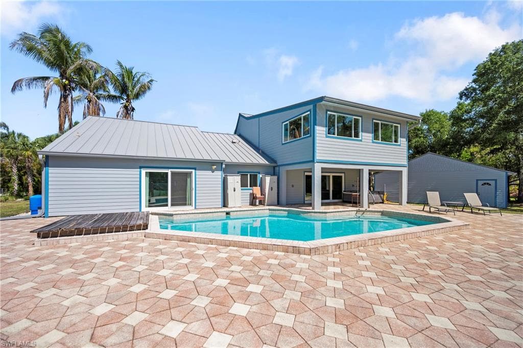 6268 Foxfire LN-36