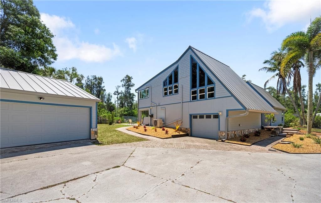 6268 Foxfire LN-13