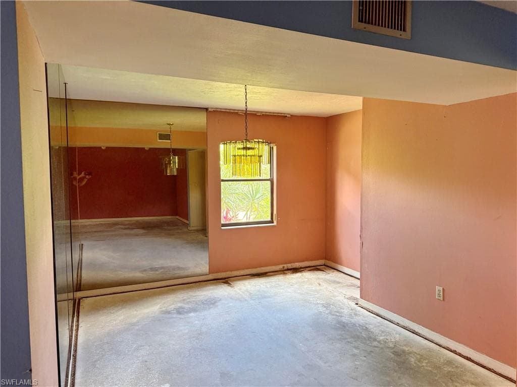 9305 Lake Park DR 104-12