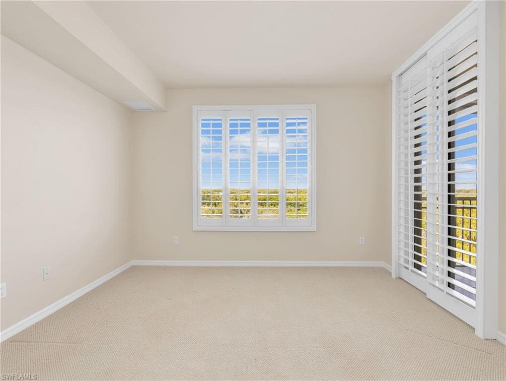 1001 Arbor Lake DR 202-22