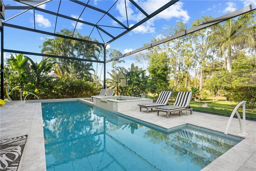 5700 Waxmyrtle WAY-11
