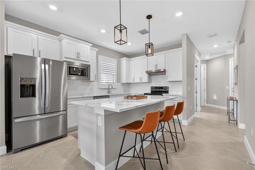 6195 Revelry CT-5