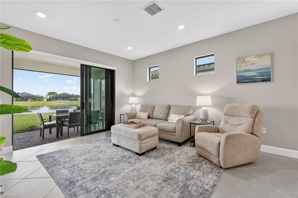 6195 Revelry CT-13