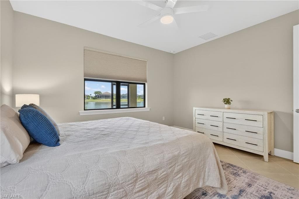 6195 Revelry CT-17