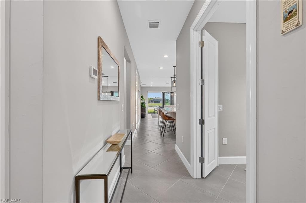 6195 Revelry CT-3