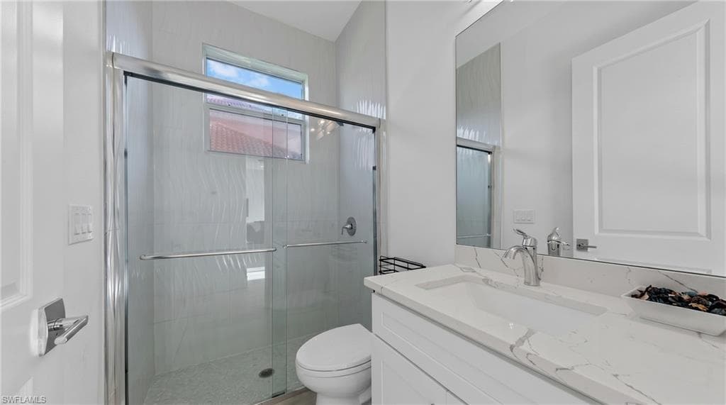 27085 Serrano WAY-17