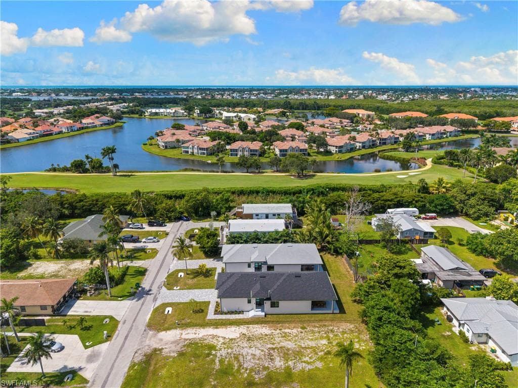 2533 Storter AVE-43