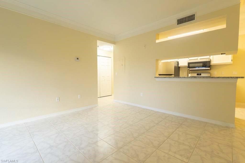 11521 Villa Grand 911-11