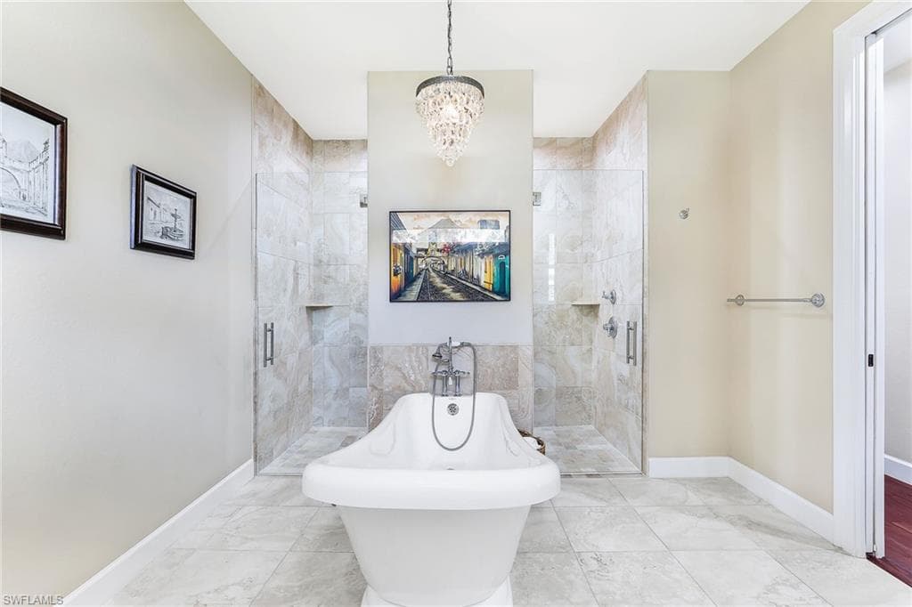 1221 La Faunce WAY-9