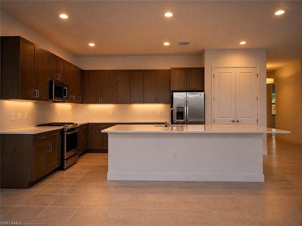 20921 Thistle Leaf LN-26