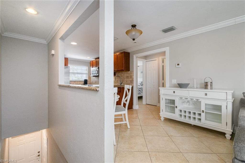 4822-4824 Gary RD A & B-19