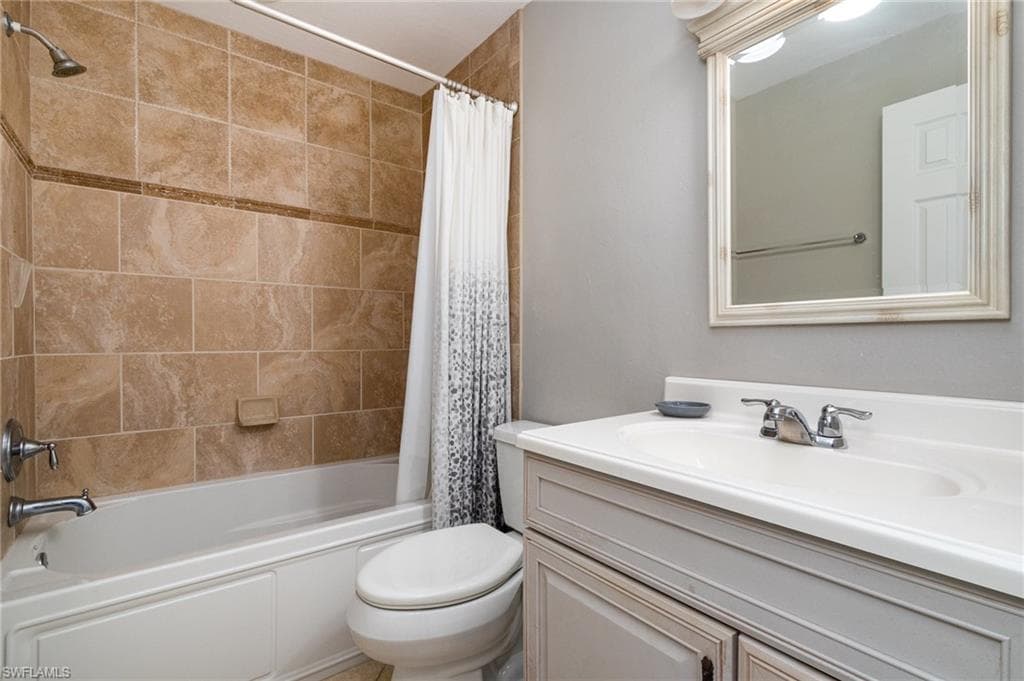 4822-4824 Gary RD A & B-13
