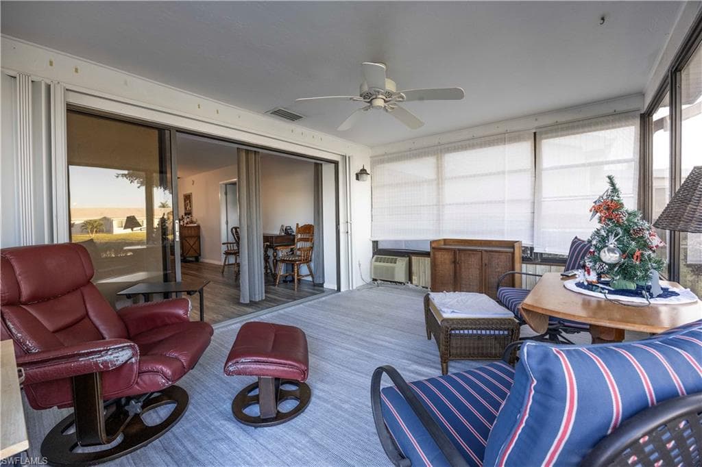 1513 Edgewater CIR-18