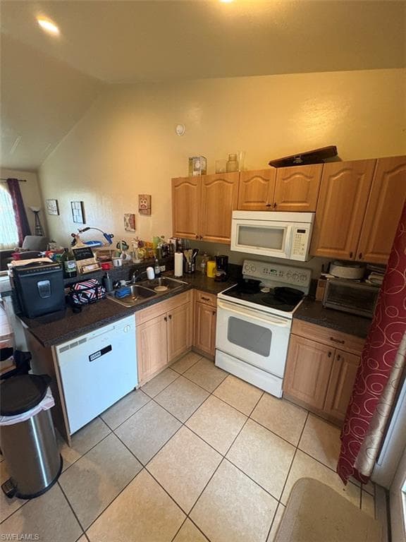 2500 Storter AVE-40