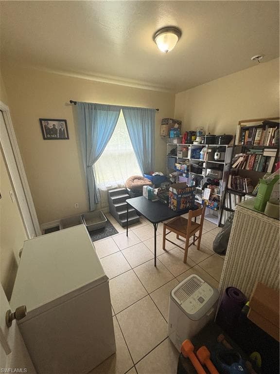 2500 Storter AVE-7