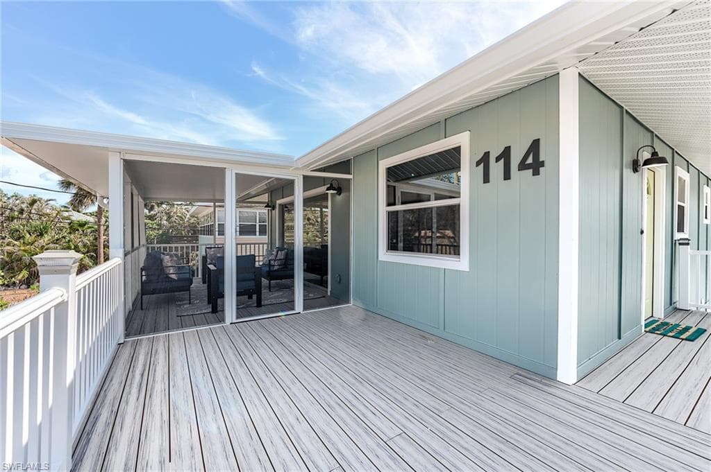 114 Lovers LN-19