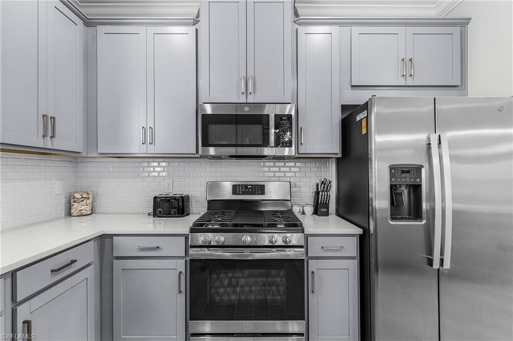 15561 Vittorio ST-5