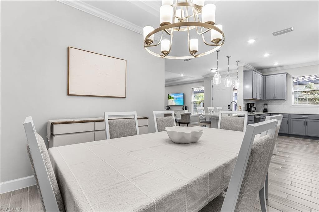 15561 Vittorio ST-4