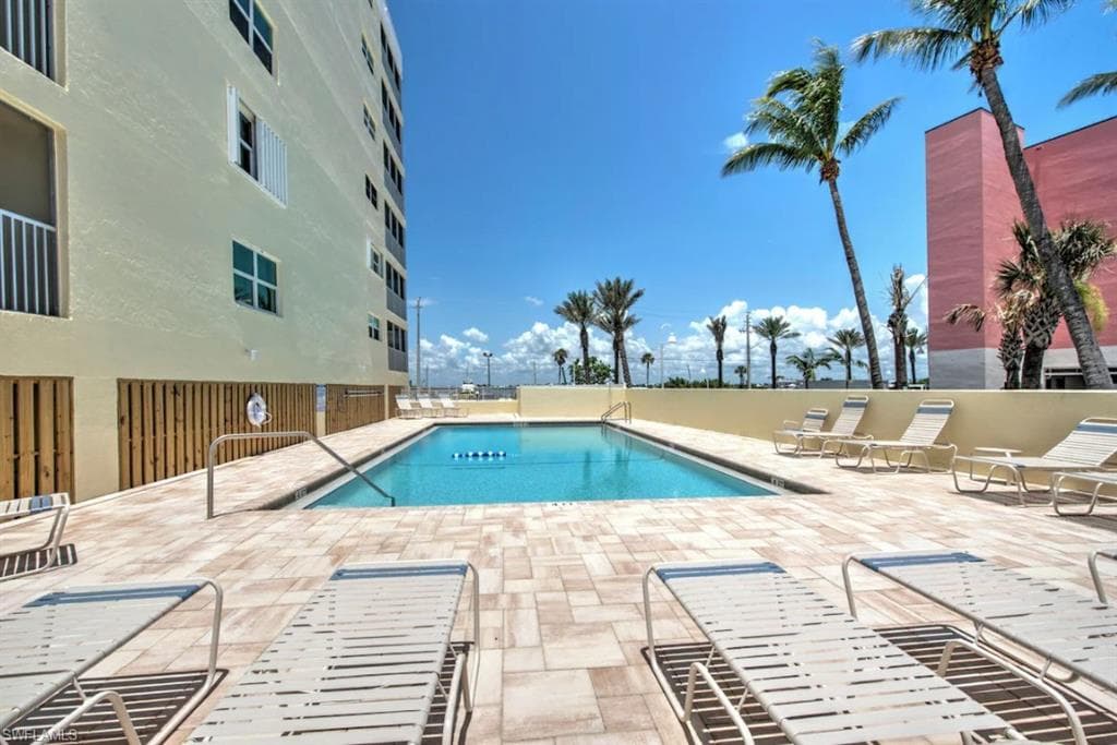 100 Estero BLVD 332-16