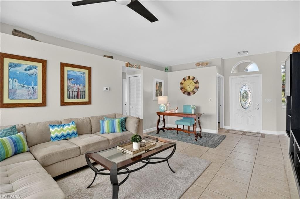 912 Briarwood BLVD-12