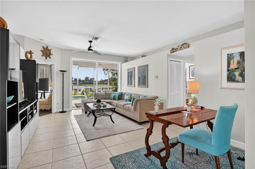 912 Briarwood BLVD-13