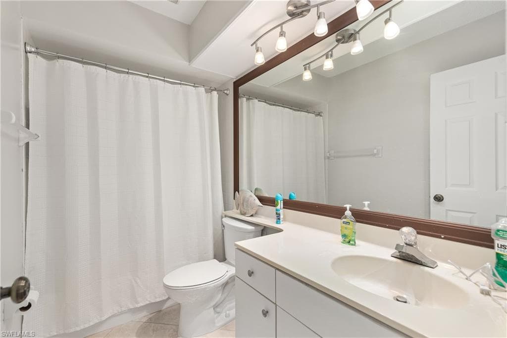 511 Club Side DR 1-511-16