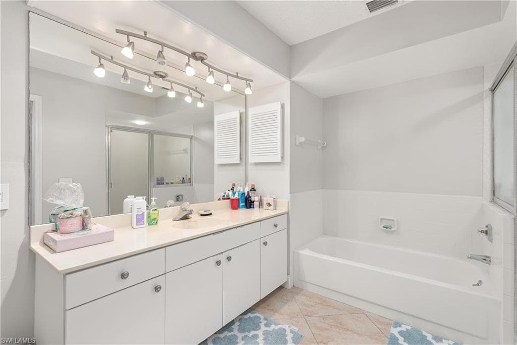 511 Club Side DR 1-511-15
