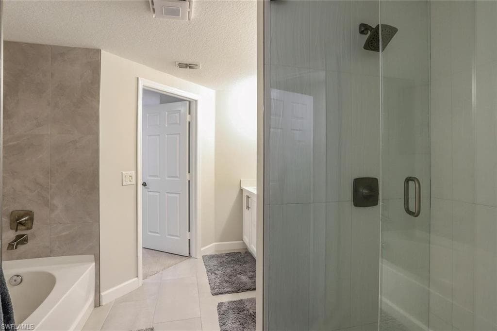 20281 Estero Gardens CIR 204-13