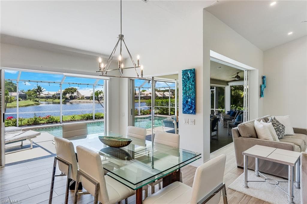 3803 Essex PL-15