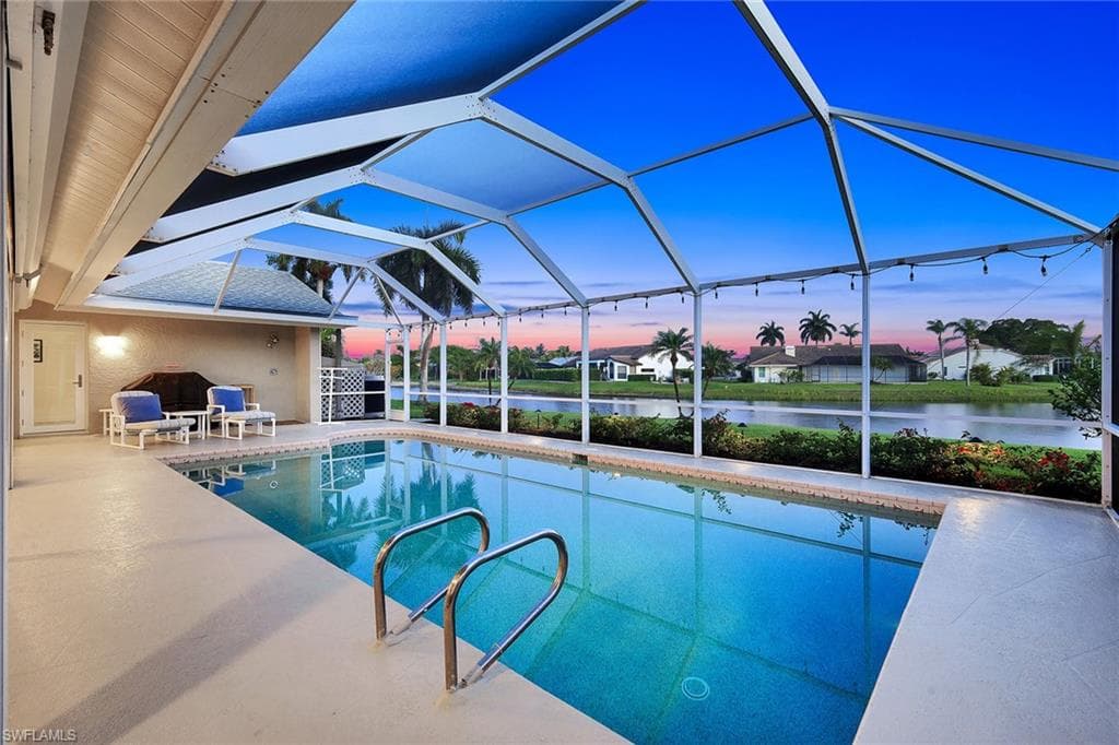 3803 Essex PL-20
