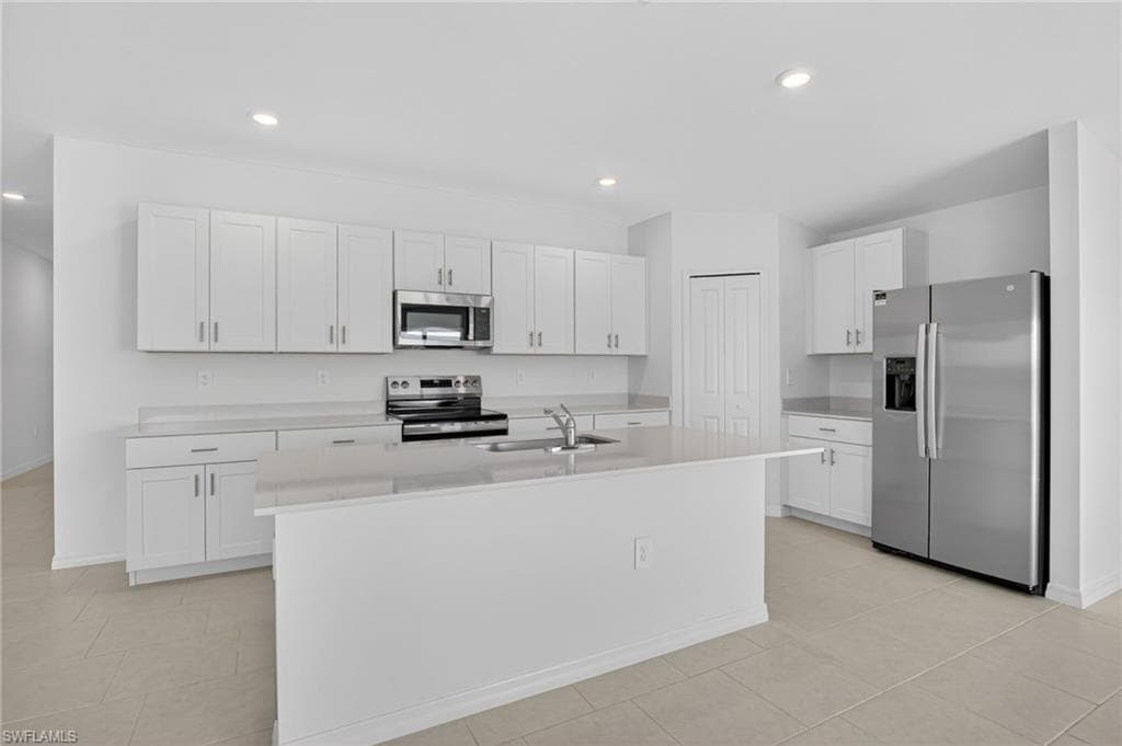 11621 SAVANNA LAKES BLVD-3