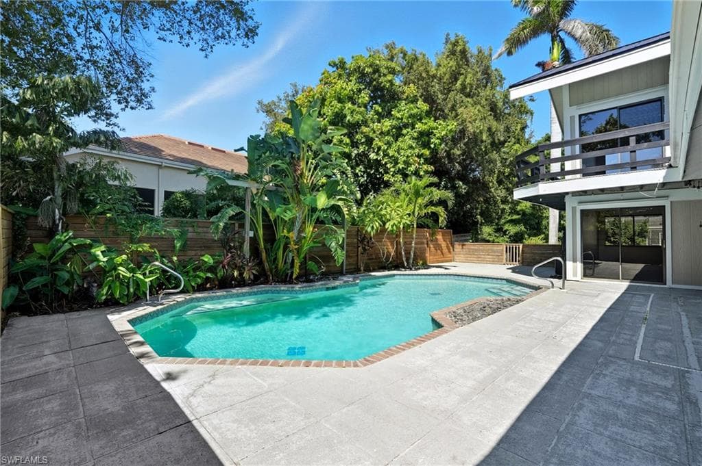330 Prather DR-5