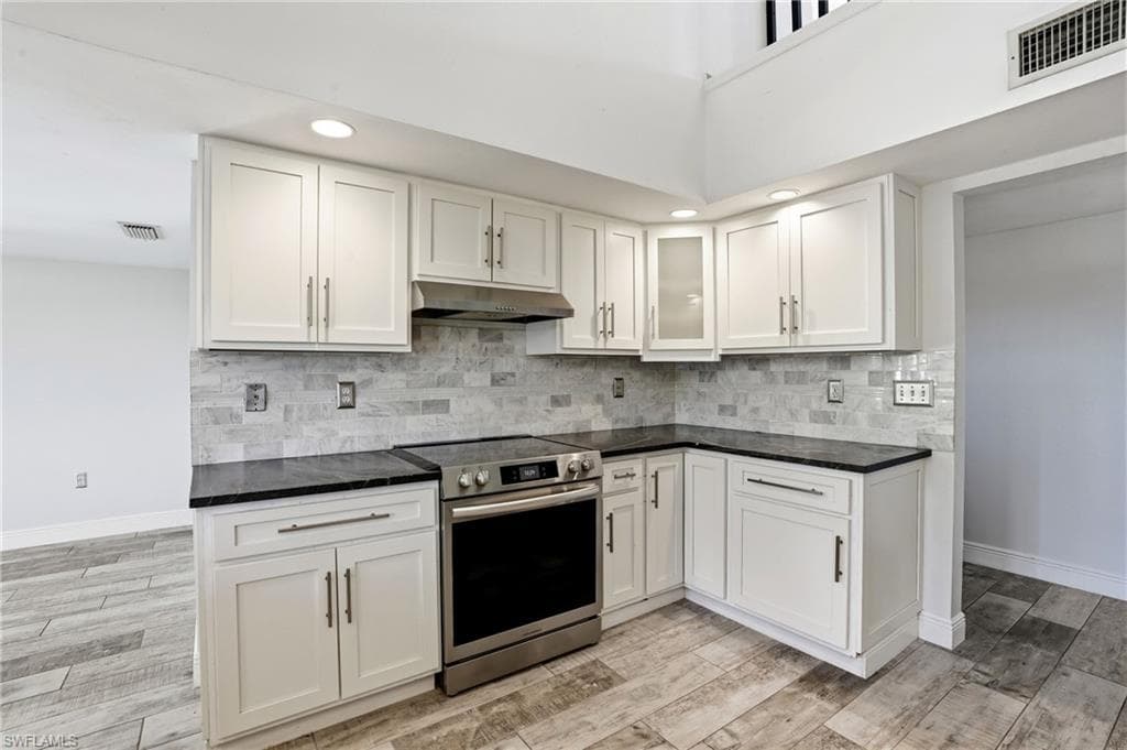 330 Prather DR-15