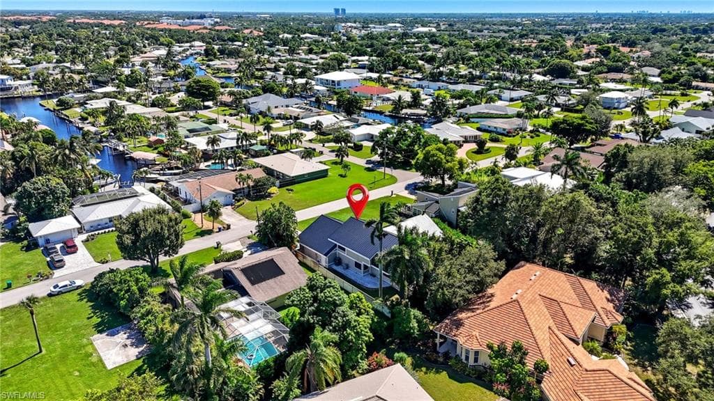 330 Prather DR-6