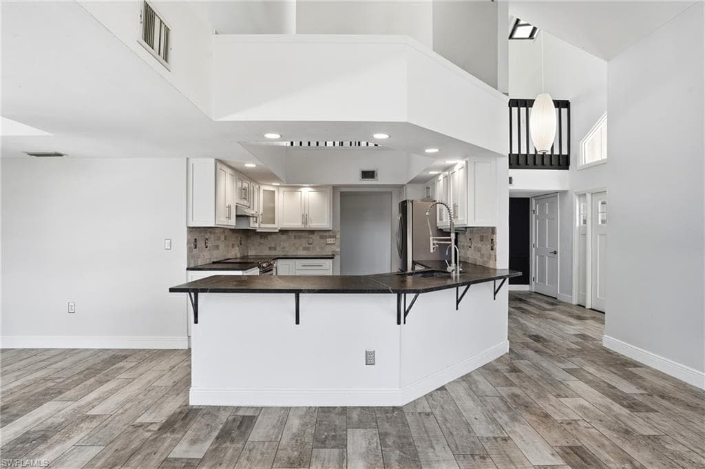 330 Prather DR-13