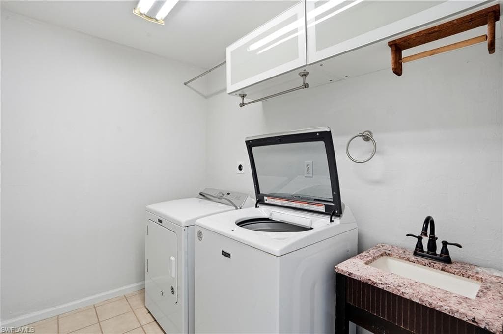 330 Prather DR-36