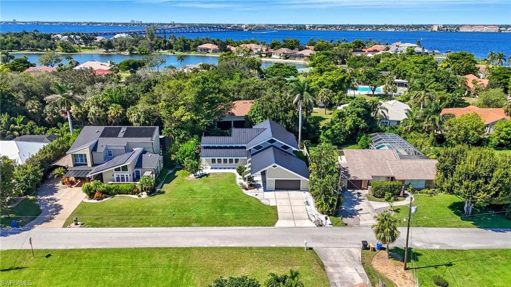 330 Prather DR-3