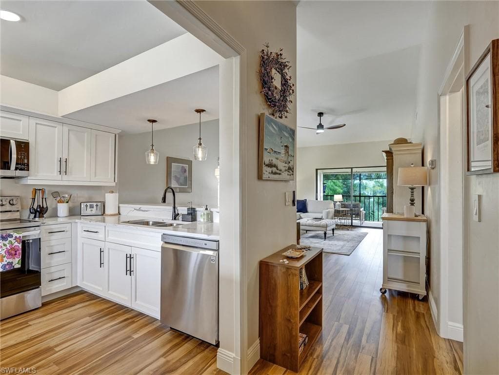 7300 Saint Ives WAY 5301-2