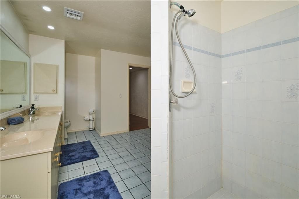 16560 Marc Allen DR-10