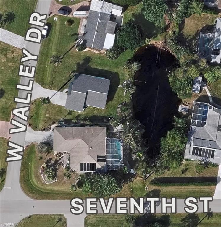 688 Valley DR-4