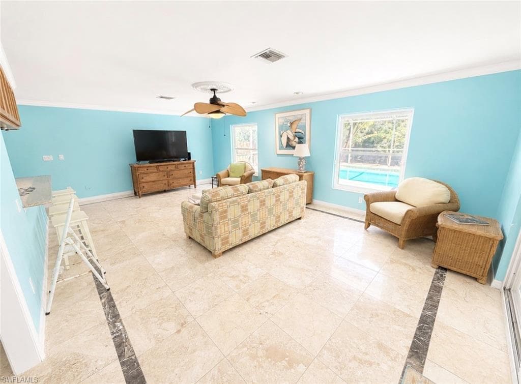 688 Valley DR-9