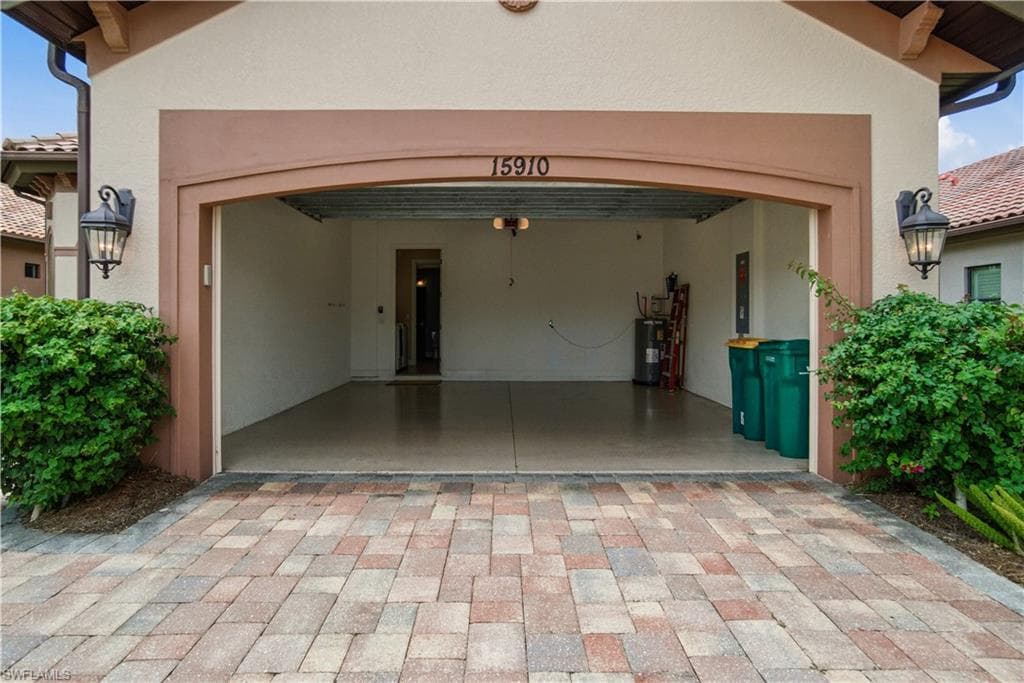 15910 Secoya Reserve CIR-40