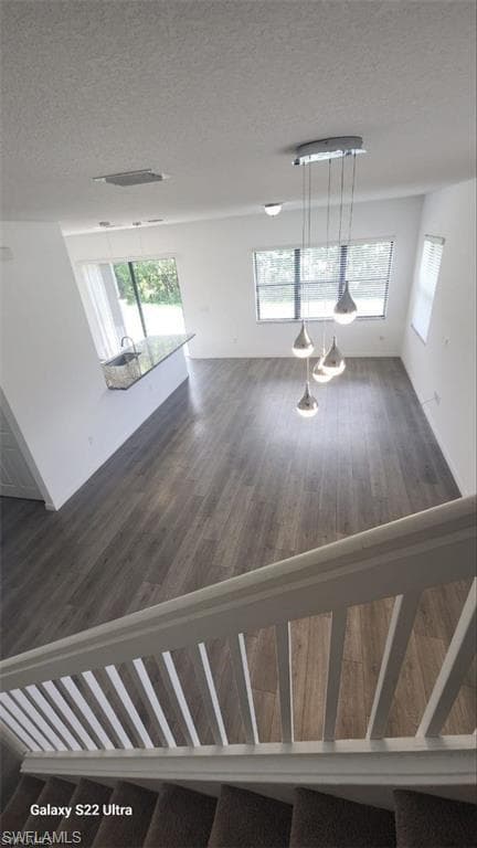 9015 Madrid CIR-11